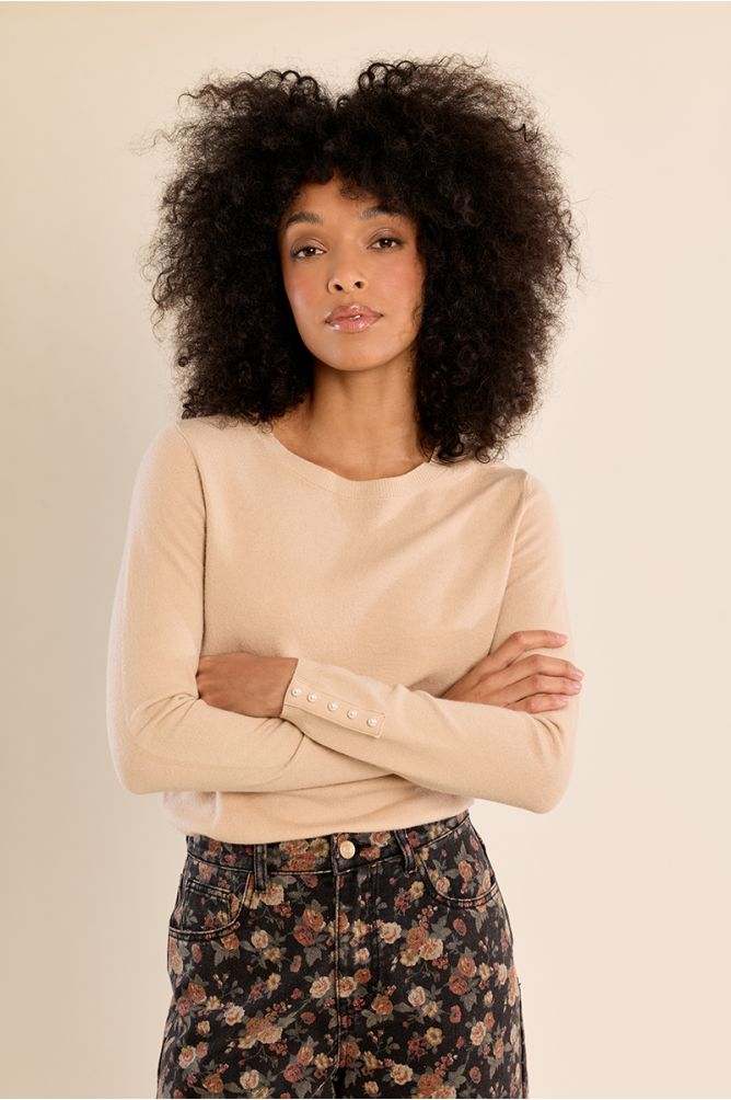 Fine knit top