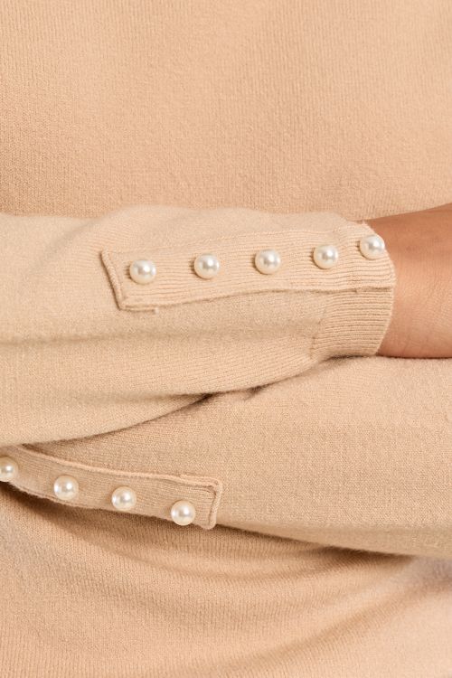 Fine knit top