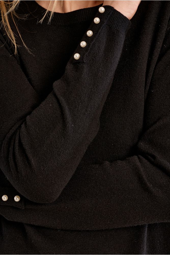 Fine knit top