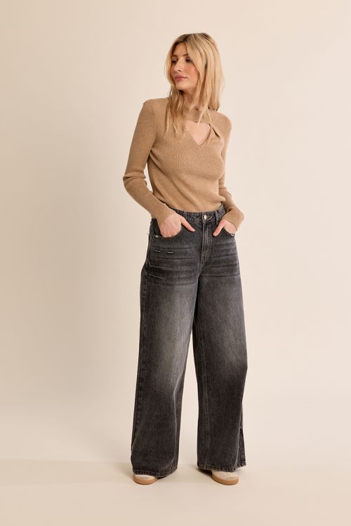 Ribbed knit sweater with opening