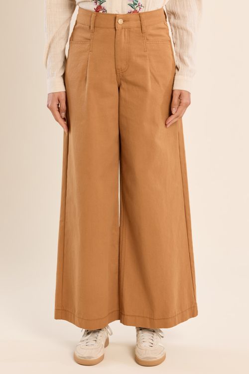 Pantalón largo perneras anchas