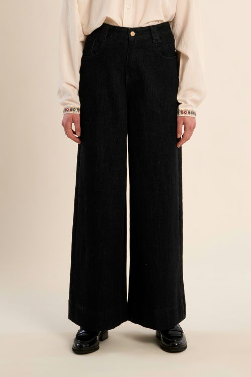 High-waisted, wide-waisted, cotton denim