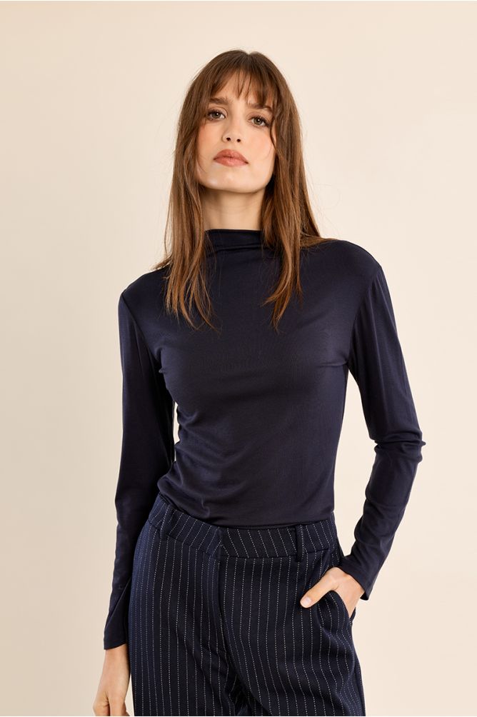 Sous-pull fin