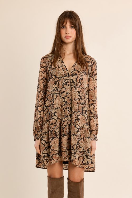 Short flared dress, floral pattern