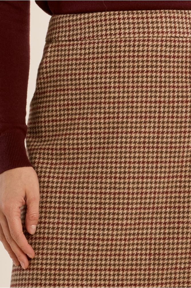 Houndstooth mini skirt