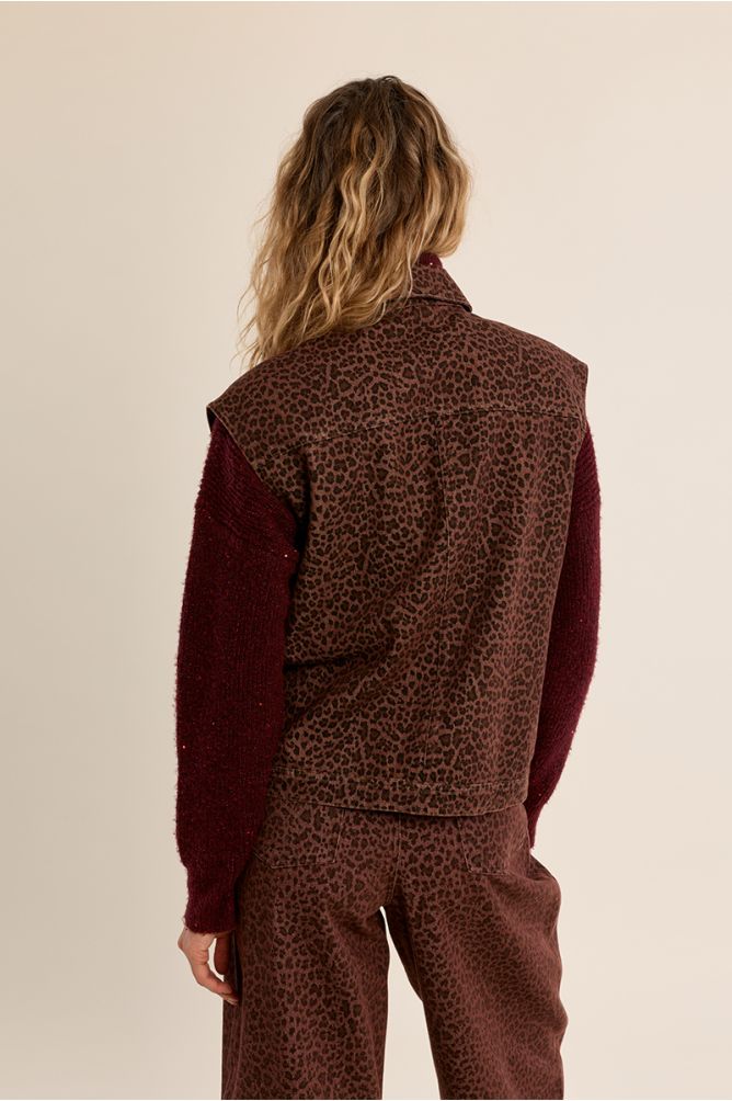 Sleeveless denim jacket, leopard