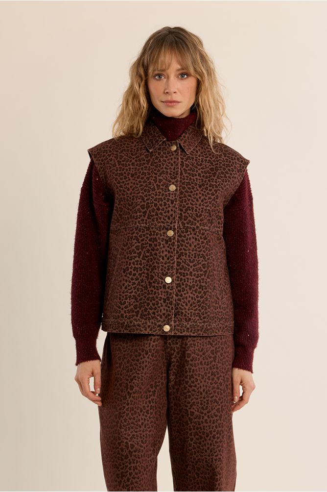 Sleeveless denim jacket, leopard
