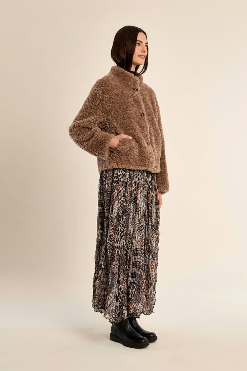 Short imitation sheepskin jacket