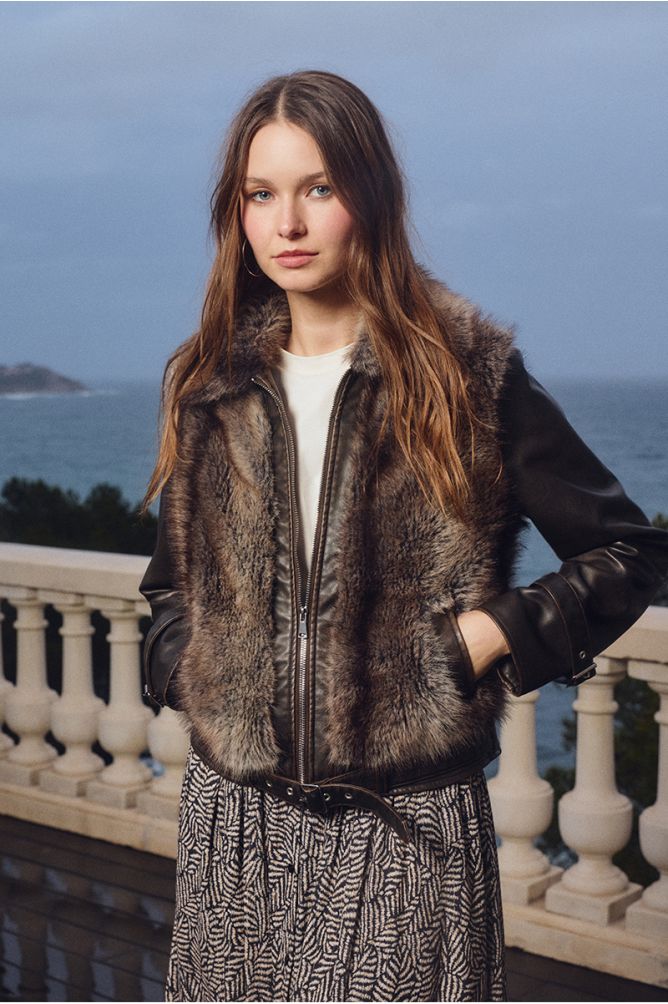 Bi-material zipped jacket