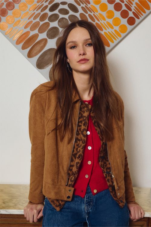 Short suede jacket, shirt collar