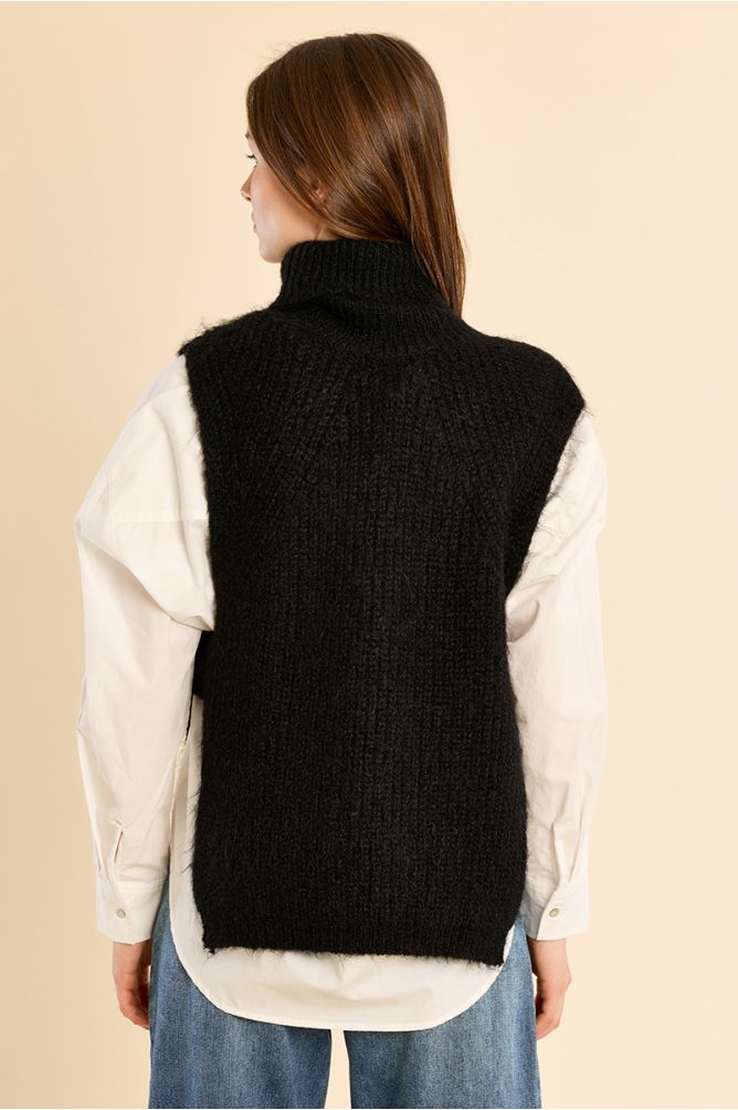 Pull col roulé en maille, sans manches