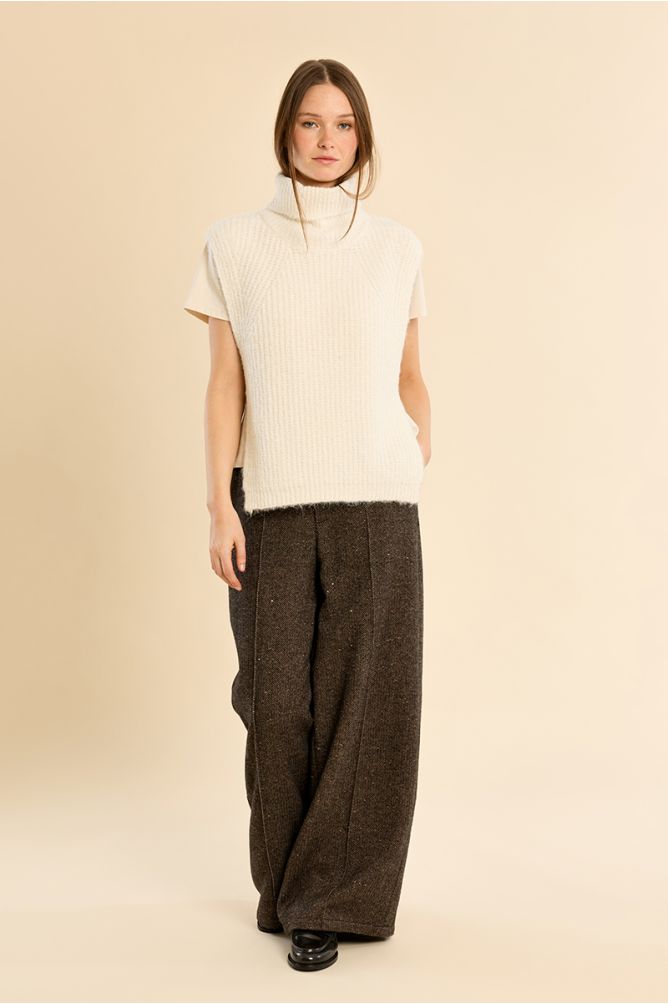 Pull col roulé en maille, sans manches