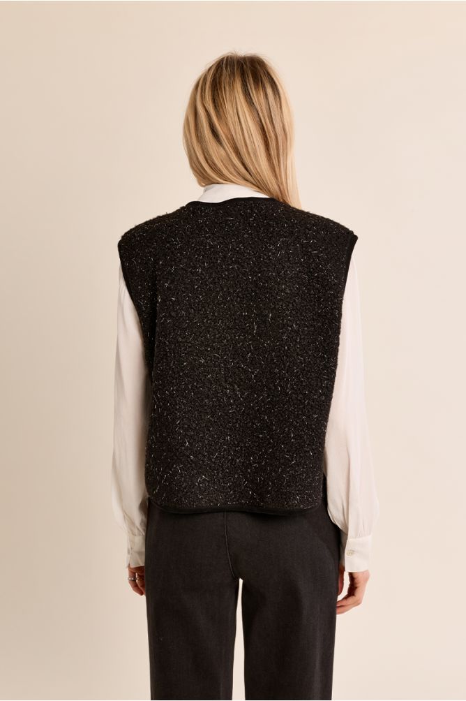 Textured, sleeveless jacket
