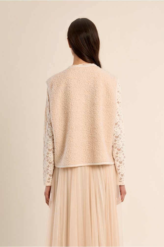 Textured, sleeveless jacket
