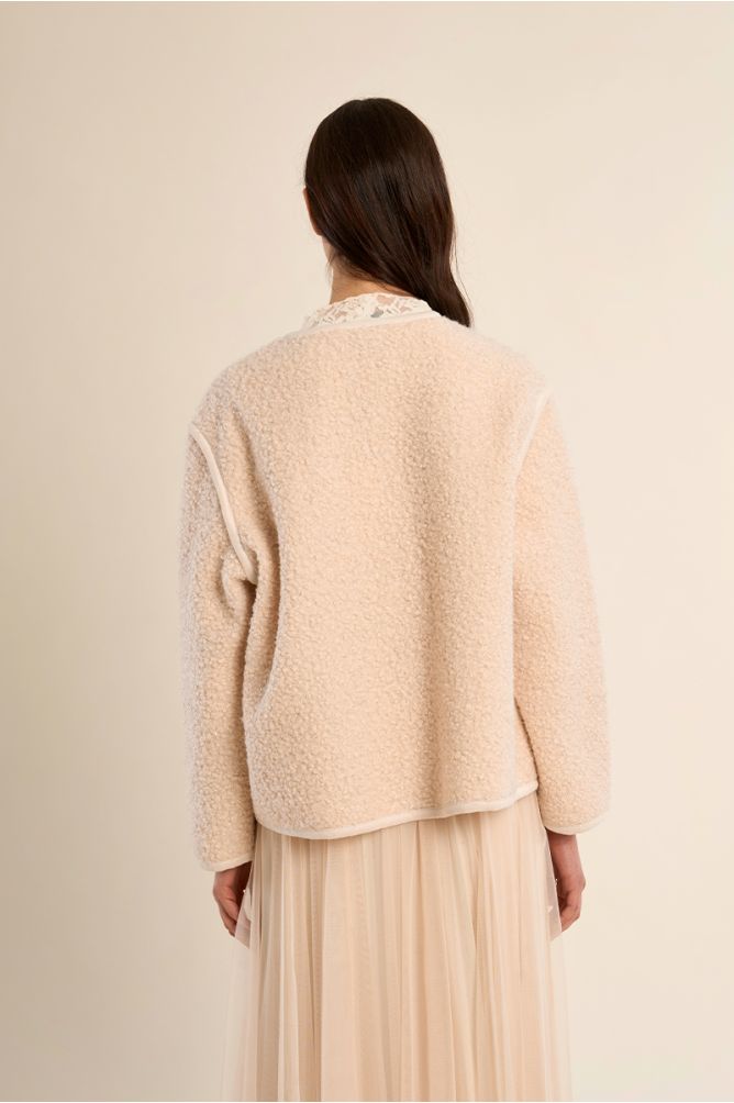 Textured jacket, with buttons