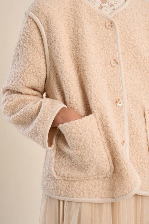 Textured jacket, with buttons
