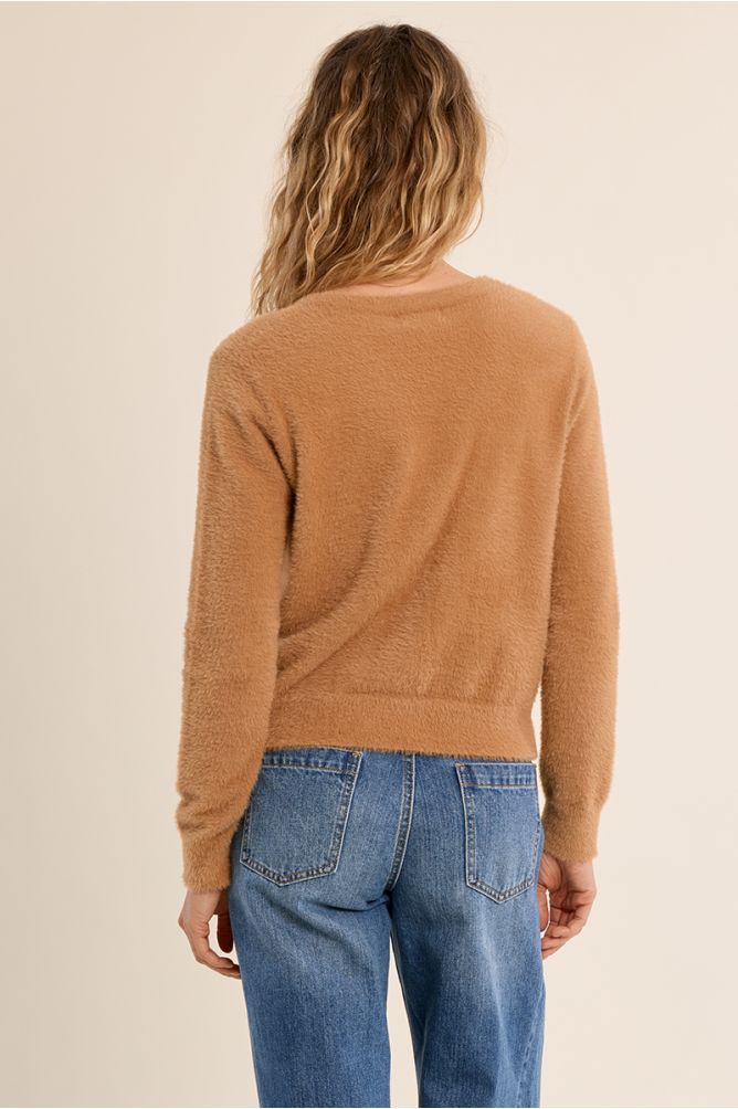 Fluffy cardigan, round neck