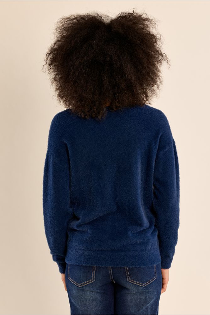 Fluffy sweater, V-neck