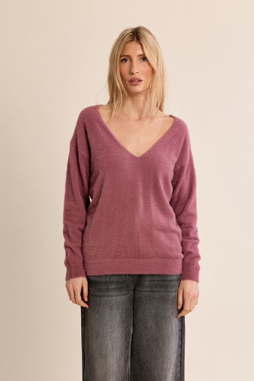 Pull duveteux, col V