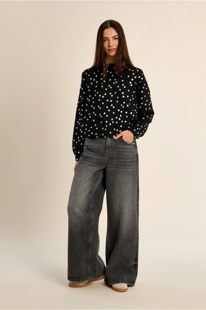 Boat neck sweater, polka dot pattern