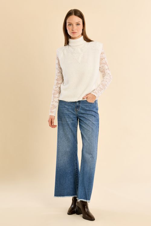 Pull sans manches, col roulé brodé