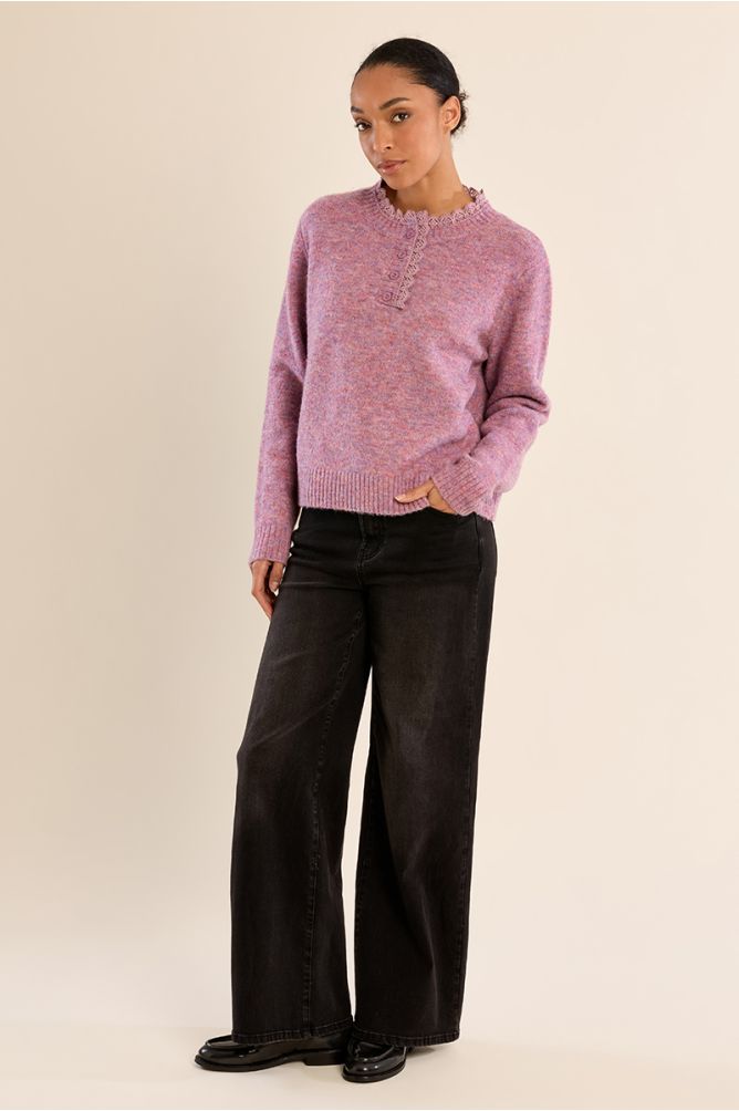 Knitted sweater, lace collar
