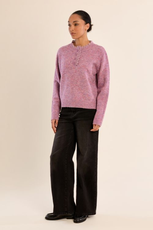 Knitted sweater, lace collar