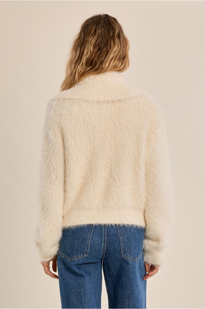 Cardigan en maille duveteuse, col montant