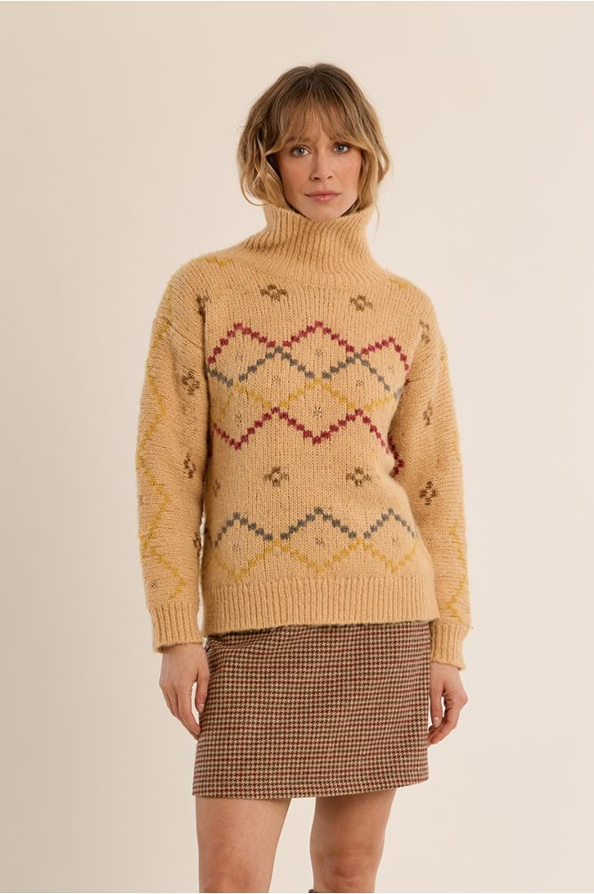 Pull en maille col roulé, à motif