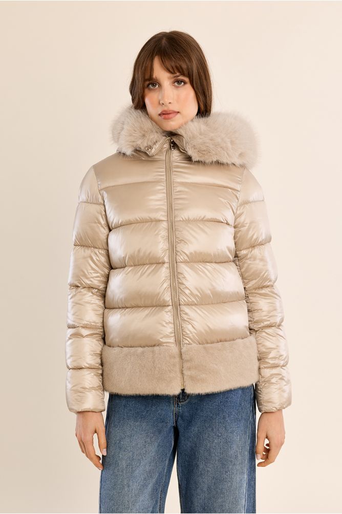 Chaqueta acolchada con capucha