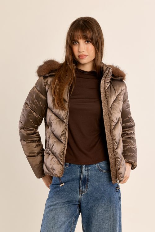 Veste à capuche matelassée