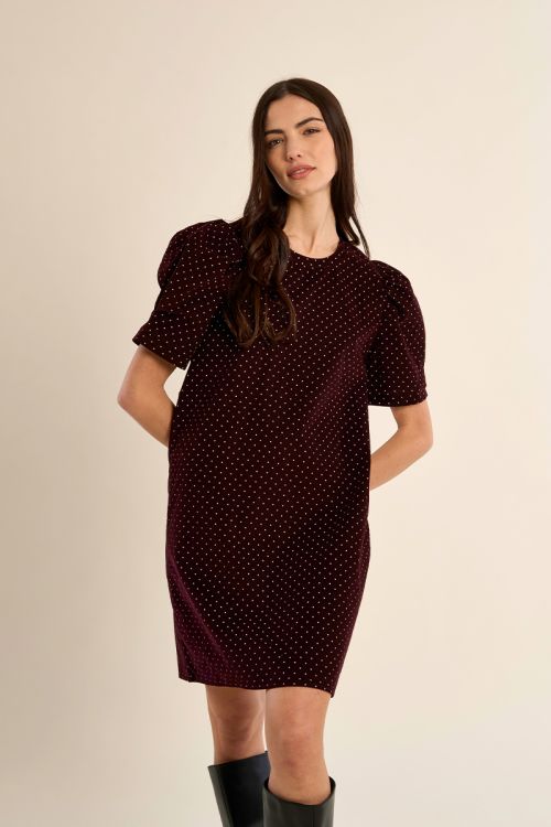 Short polka dot dress with leg of lamb sleeves