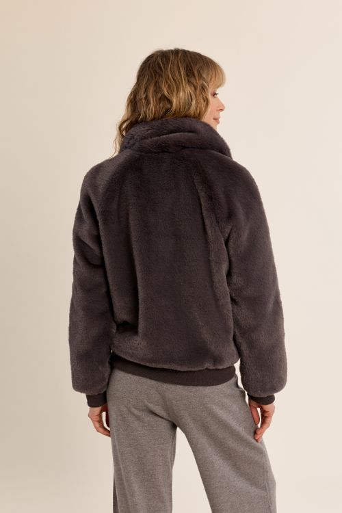 Textured jacket with zip