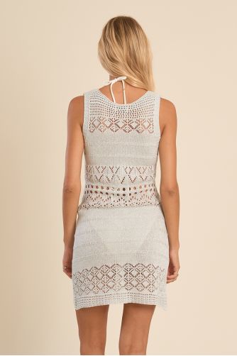 Mini-robe de plage en crochet