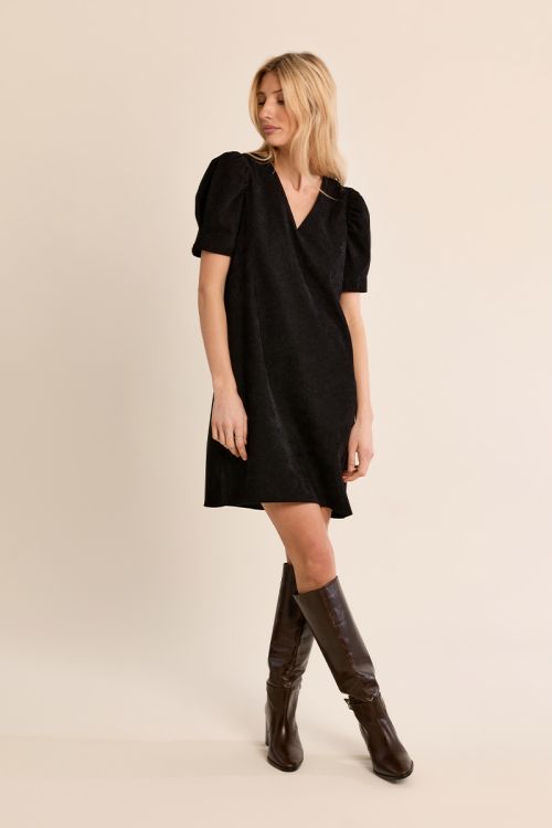 Robe courte manches gigot