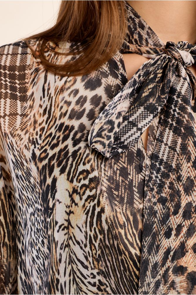 Blusa de manga larga con estampado