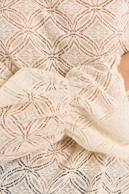 Straight blouse in semi-transparency