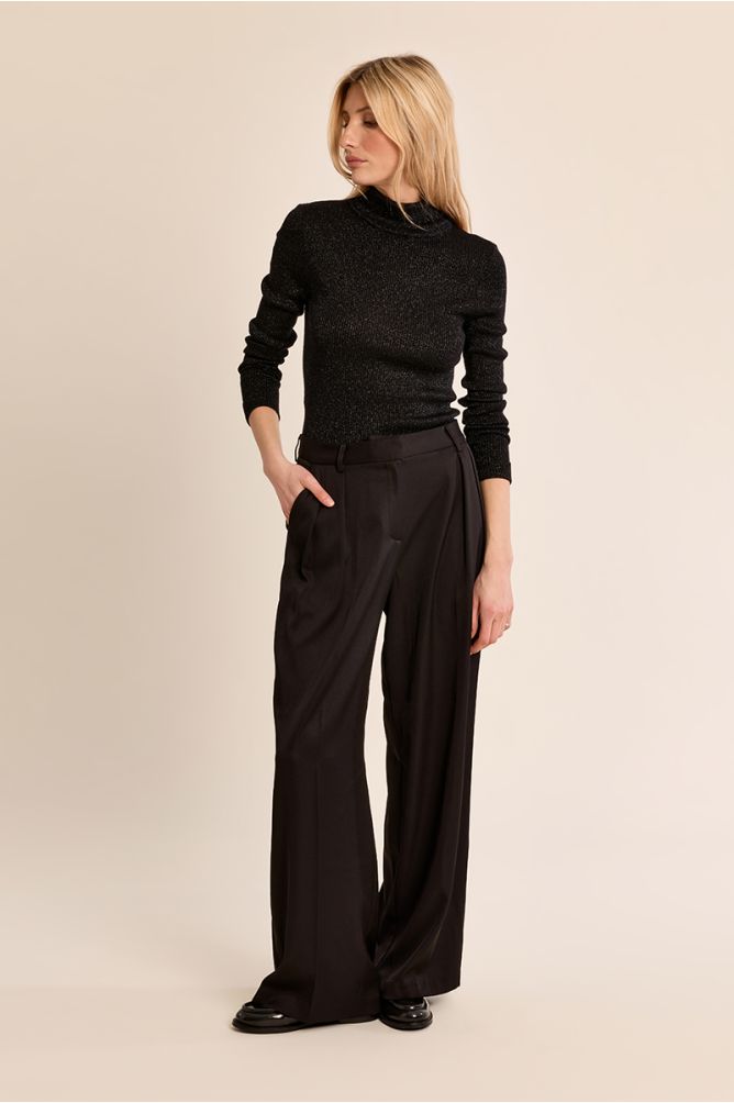 Pantalón largo perneras anchas