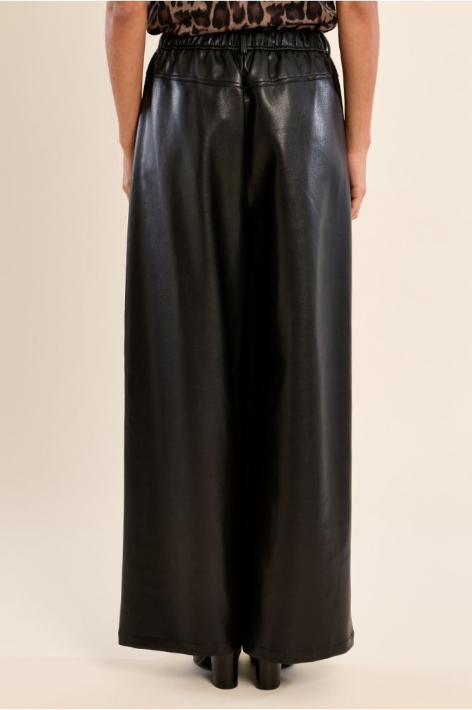Pantalon évasé en simili-cuir