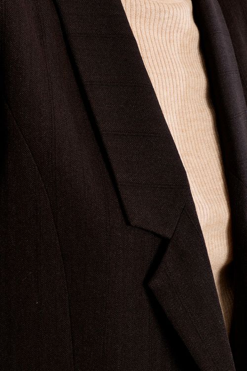 Straight blazer with tailored collar