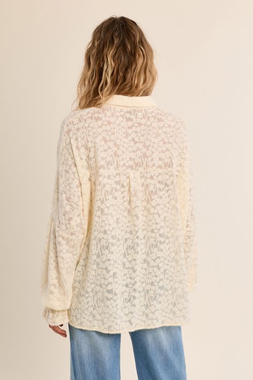 Chemise fleurie ajourée
