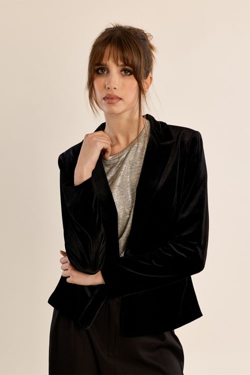 Blazer aterciopelado con cuello y solapa