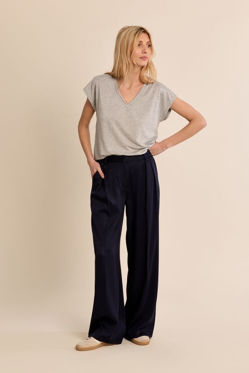 T-shirt a tinta unita con scollo a V - Molly Bracken