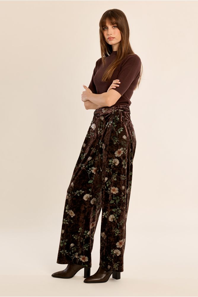Pantalon en velours fleuri
