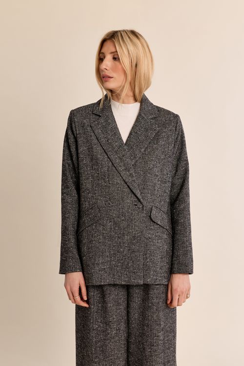 Blazer de manga larga con cuello y solapa