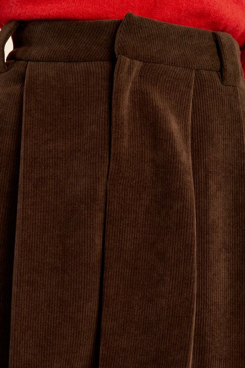 Pleated velvet skirt