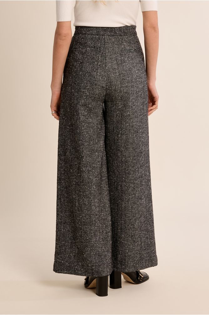 Pantalón largo detalle pliegues