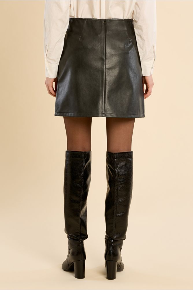 Flared skirt in faux leather