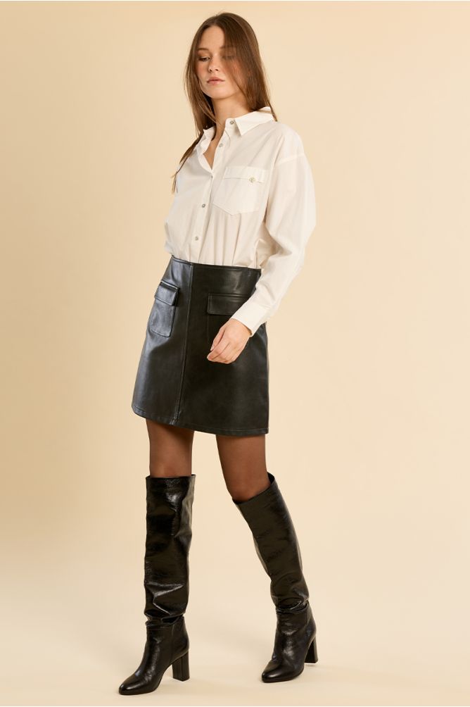 Flared skirt in faux leather