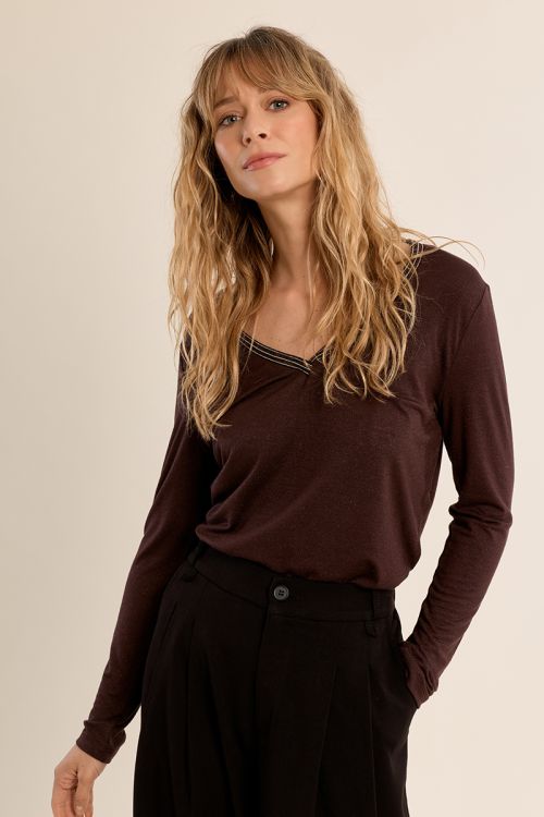 V-neck long-sleeved top